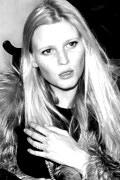 Lara Stone